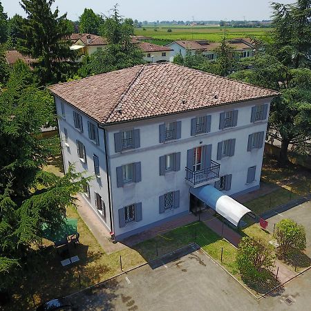 Hotel Sporting Campagnola Emilia Екстериор снимка
